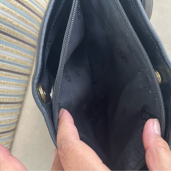 Authentic Metro City Hobo Bag - Picture 10 of 14